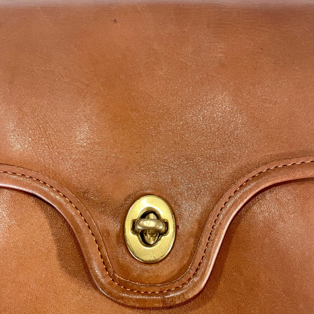 Coach Vintage Leather Crossbody - Picture 6 of 11